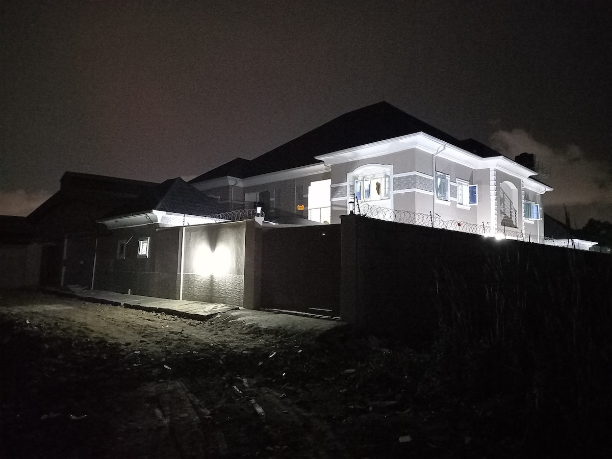 Rear perspective during finishing phase